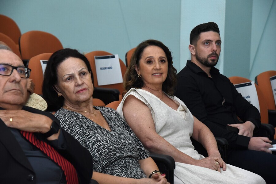 maior_v-P0vZw6PAcj-jB13e-gpcavrvox5HFh.jpg