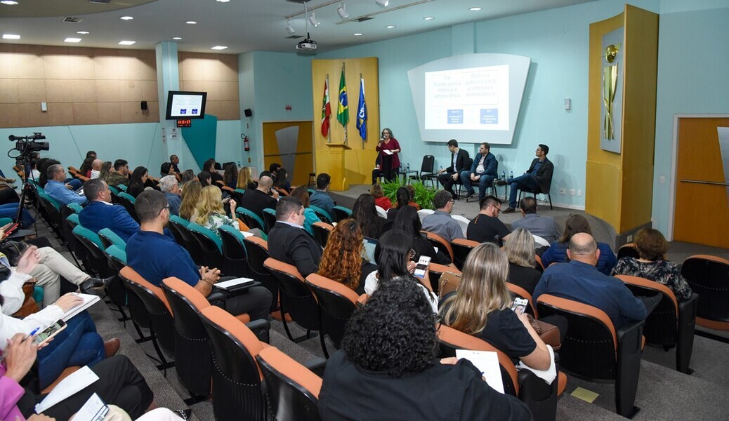 maior_55OTqG7TtGJI4-muxou13iRUHMUhDJoG.jpg
