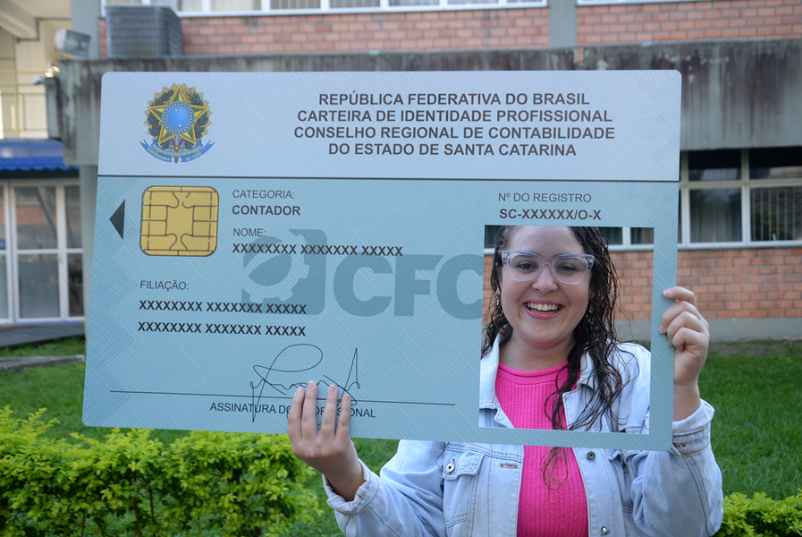 maior_BGbaNdNIbLr1l_EmJenAthnsYtx_OcPp.bmp