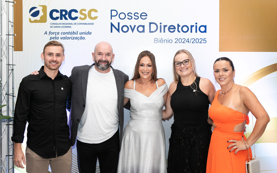 maior_Vsag1C6XPwtKHNVoYP13cXA2q-Ft_3lc.jpg